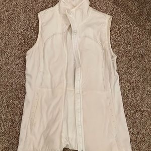 White lululemon vest
